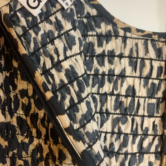 Ganni smocked leopard top - Picture 7 of 9